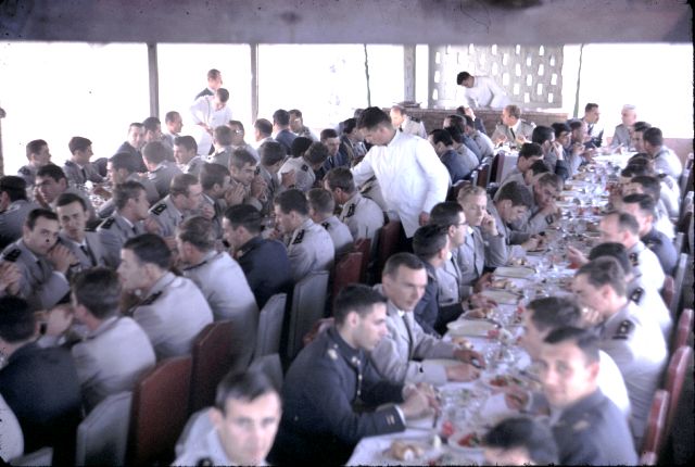 Croisiere033.jpg (52760 octets)