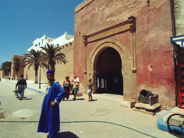 B13