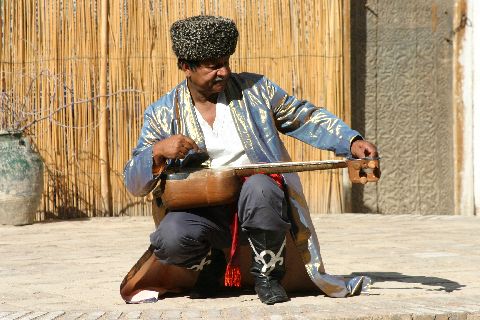 UZB20050515%2B122706-MGD